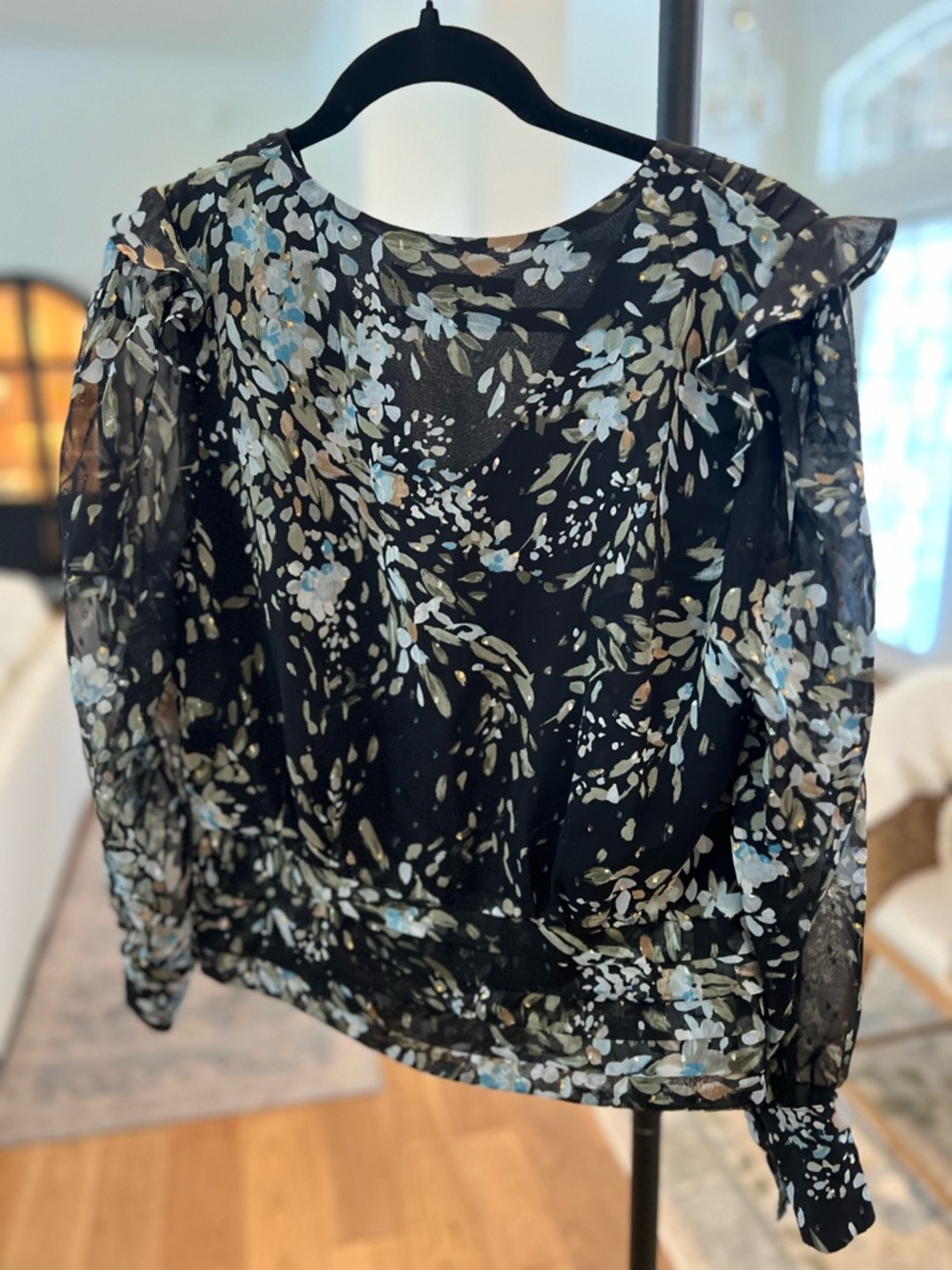 White House Black Market - Black Floral V-Neck Long Sleeve Blouse - Picture 7 of 12